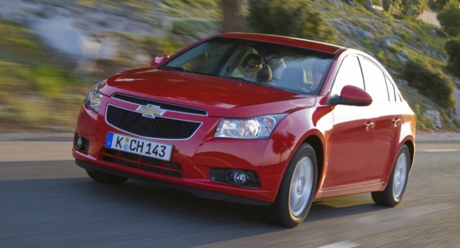 Седан Chevrolet Cruze назвали самым надежным автомобилем с пробегом в России