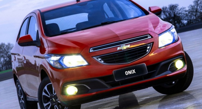 В Узбекистане начали выпускать Chevrolet Onix – аналог российской Vesta