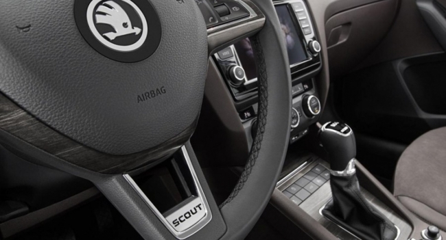 В России в продаже представлены новые Skoda Octavia стоимостью 2.75 млн рублей