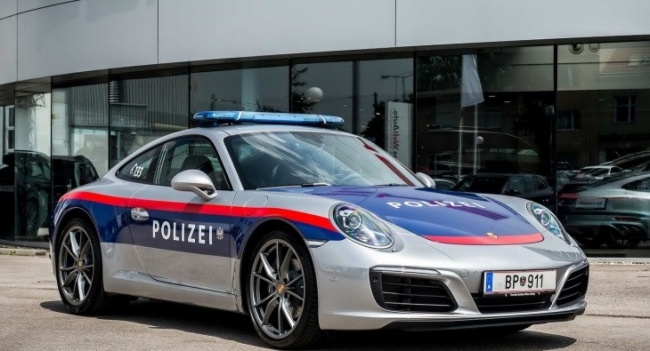 Porsche 911 Carrera, полиция