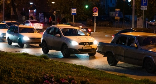 Нужно ли покупать машину