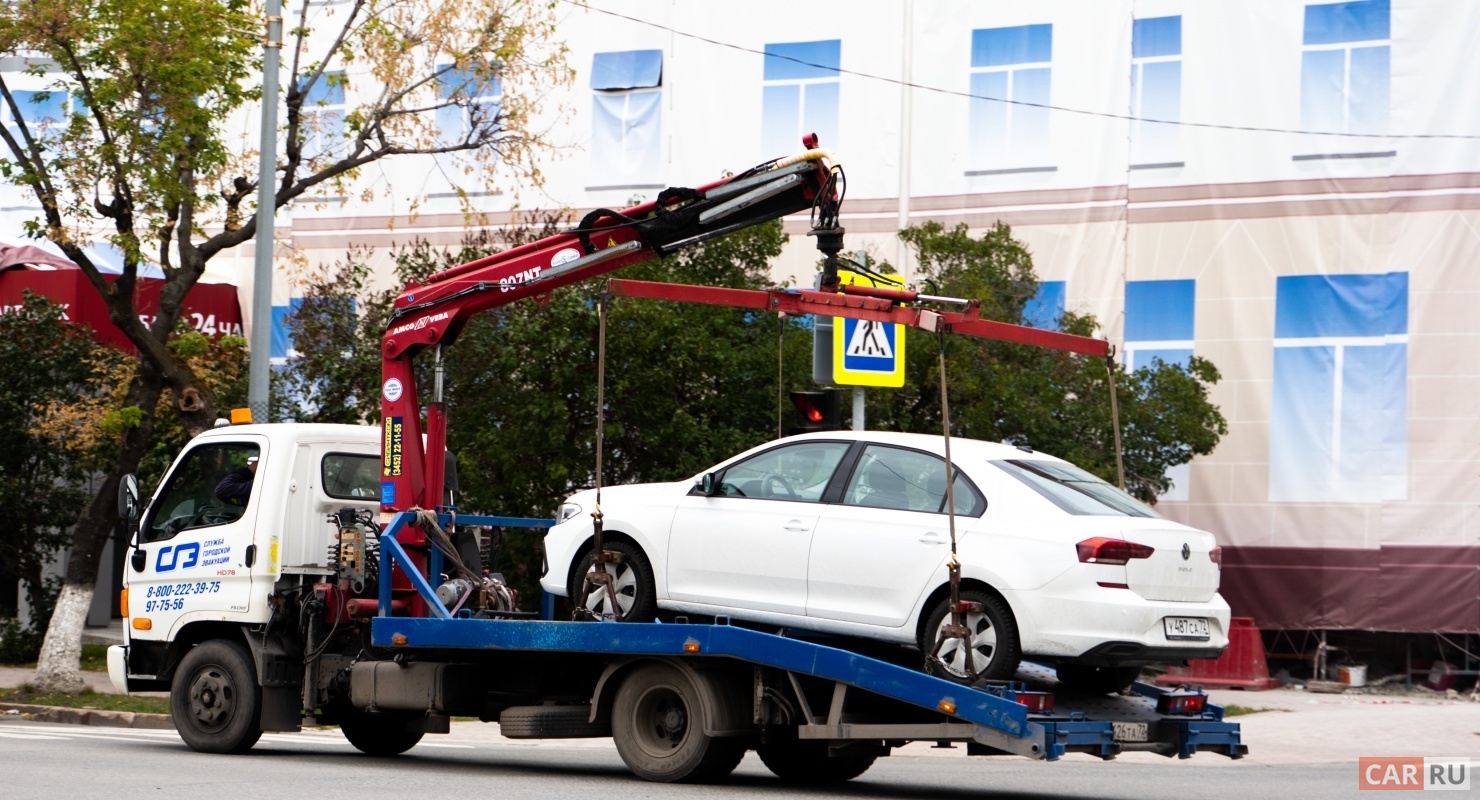 Возможна ли эвакуация автомобилей без номеров