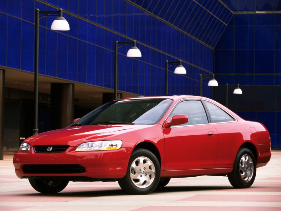 Honda Accord US-spec купе, 1997–2002, 6 поколение, 2.0 AT (147 л.с.), характеристики
