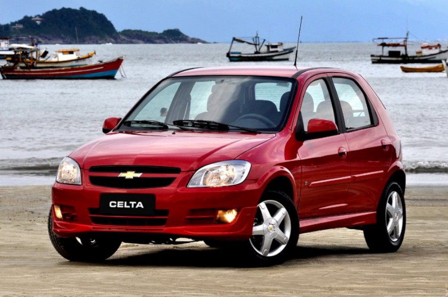 Chevrolet Celta хетчбэк 5-дв., 2011–2016, 1 поколение [2-й рестайлинг] - отзывы, фото и характеристики на Car.ru