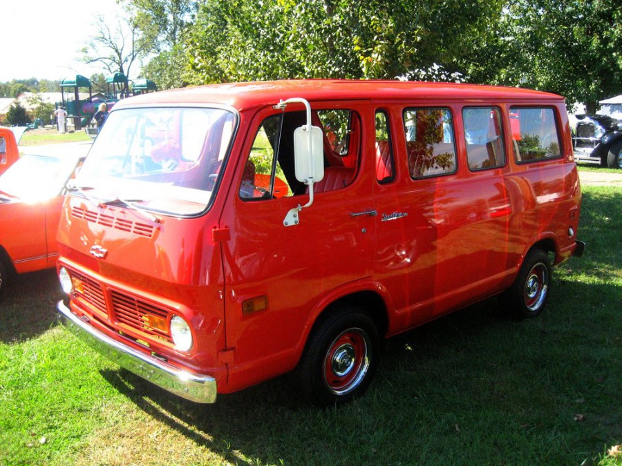 Chevrolet Chevy Van Sportvan микроавтобус, 1967–1970, 2 поколение, 4.6 3МТ G10 (140 л.с.), характеристики