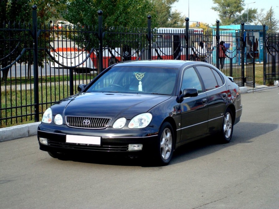 Toyota Aristo седан, 2000–2004, S16 [рестайлинг] - отзывы, фото и характеристики на Car.ru