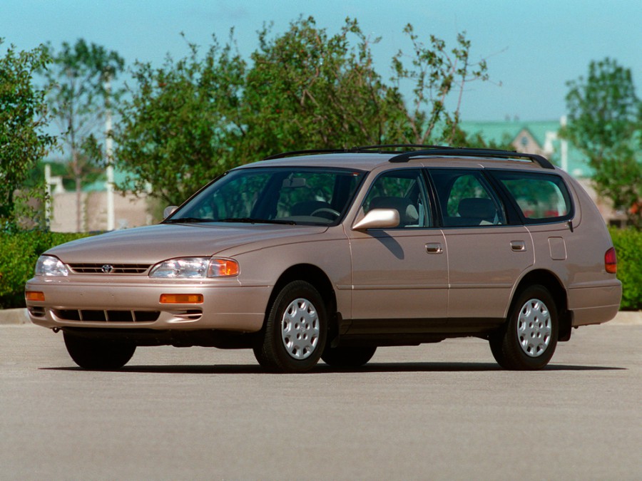 Toyota Camry универсал, 1994–1996, XV10 [рестайлинг], 2.2 AT Overdrive (125 л.с.), характеристики