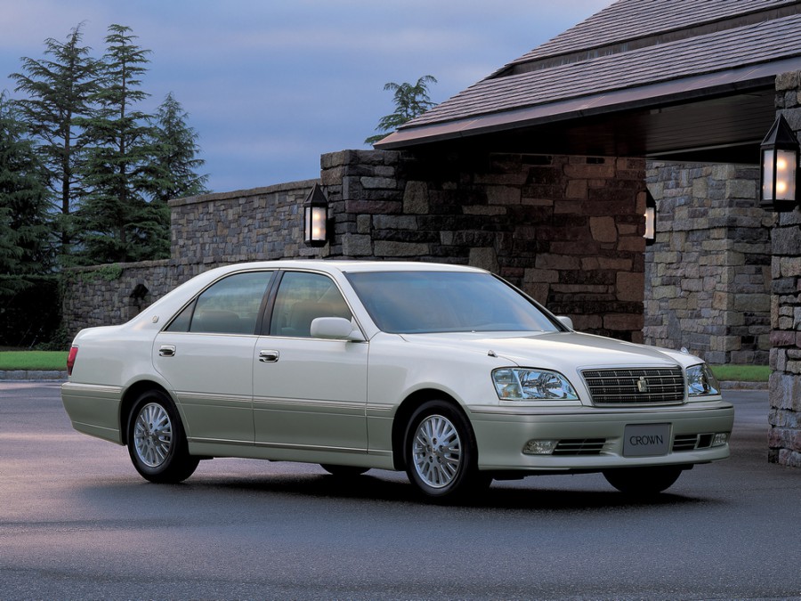 Toyota Crown седан, 2001–2003, S170 [рестайлинг] - отзывы, фото и характеристики на Car.ru