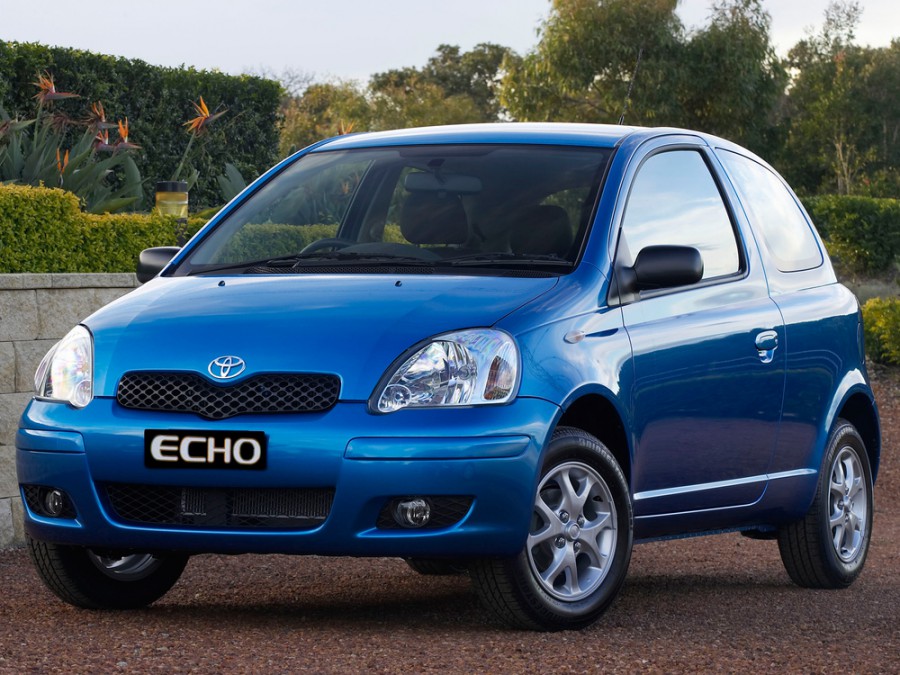 Toyota Echo хетчбэк 3-дв., 2003–2005, 1 поколение [рестайлинг] - отзывы, фото и характеристики на Car.ru
