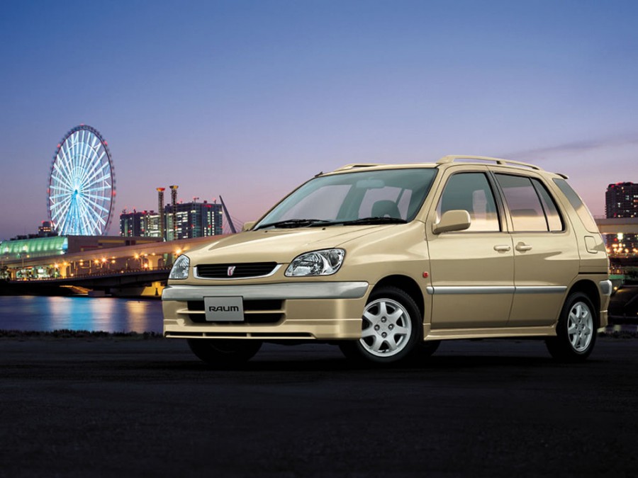 Toyota Raum минивэн, 1997–2003, 1 поколение - отзывы, фото и характеристики на Car.ru