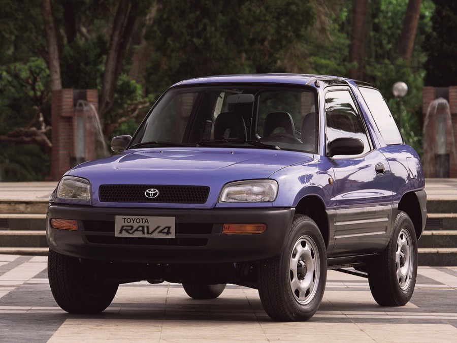 Toyota RAV4 кроссовер 3-дв., 1994–1998, 1 поколение - отзывы, фото и характеристики на Car.ru