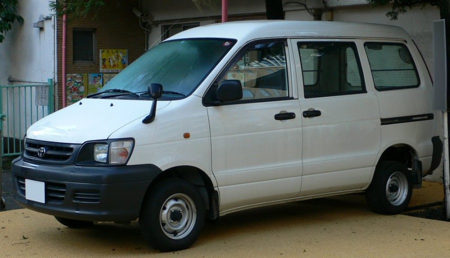 Toyota Town Ace минивэн, 1996–2008, 4 поколение, 1.8 MT (82 л.с.), характеристики