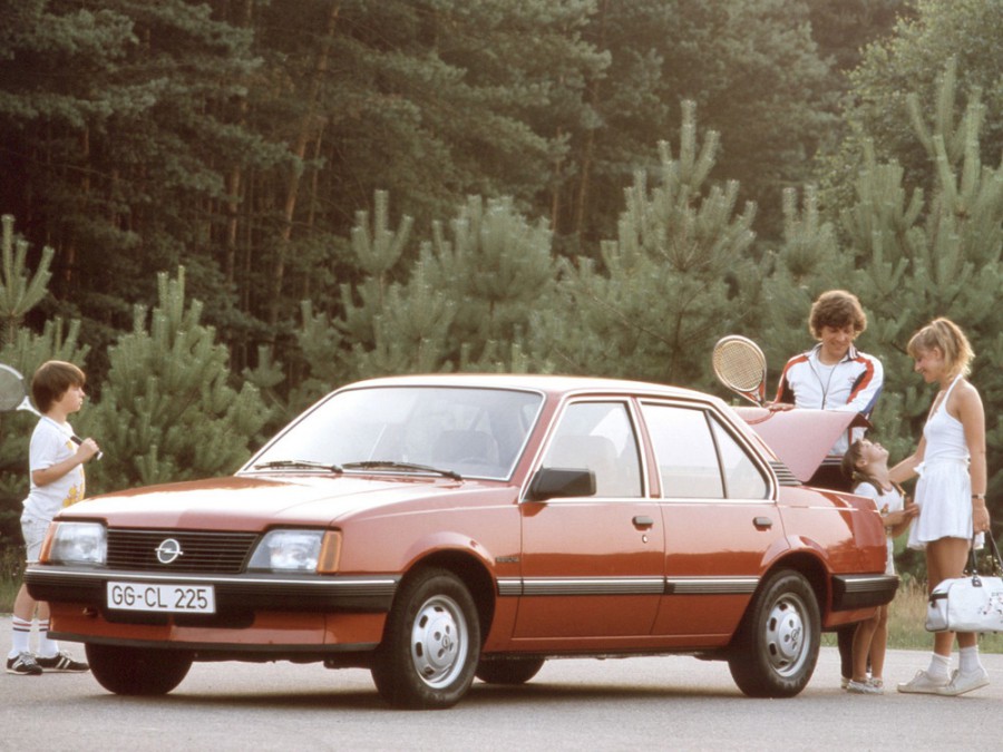 Opel Ascona седан 4-дв., 1981–1988, C - отзывы, фото и характеристики на Car.ru