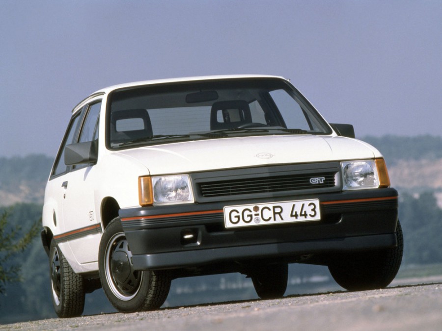 Opel Corsa GT хетчбэк 3-дв., 1982–1993, A - отзывы, фото и характеристики на Car.ru