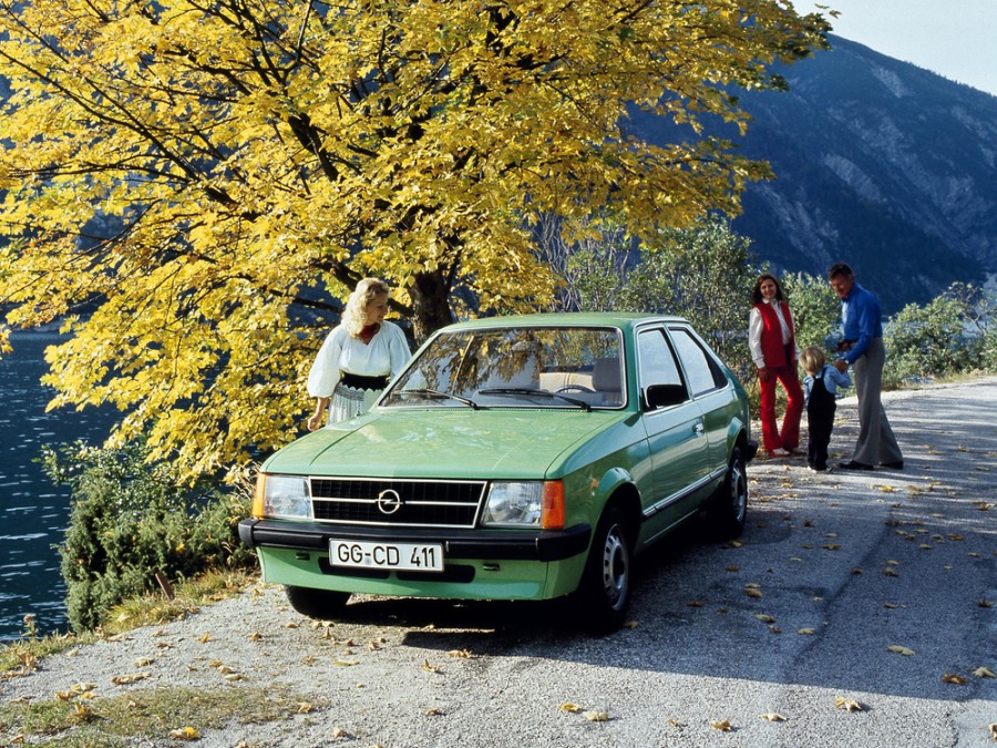 Opel Kadett фастбэк, 1979–1984, D, 1.0 MT (48 л.с.), характеристики