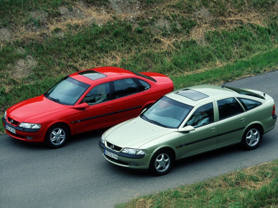 Opel Vectra хетчбэк, 1995–1999, B, 1.8 MT (116 л.с.), характеристики