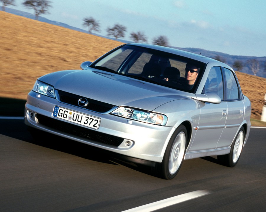Opel Vectra седан 4-дв., 1999–2002, B [рестайлинг], 1.8 MT (125 л.с.), характеристики