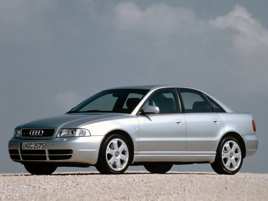 Audi S4 седан 4-дв., 1997–2001, B5/8D - отзывы, фото и характеристики на Car.ru