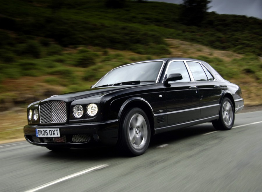 Bentley Arnage RL седан 4-дв., 2002–2009, 2 поколение - отзывы, фото и характеристики на Car.ru
