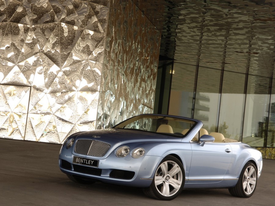 Bentley Continental GTC кабриолет 2-дв., 2005–2011, 1 поколение - отзывы, фото и характеристики на Car.ru