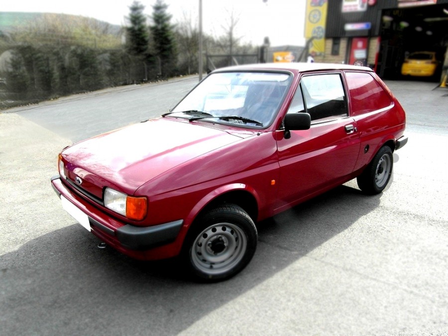 Ford Fiesta Van фургон, 1983–1989, 2 поколение, 1.1 MT (50 л.с.), характеристики