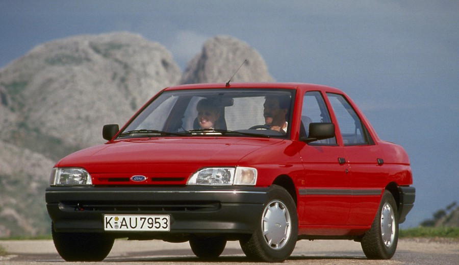 Ford Escort седан, 1990–1992, 5 поколение - отзывы, фото и характеристики на Car.ru