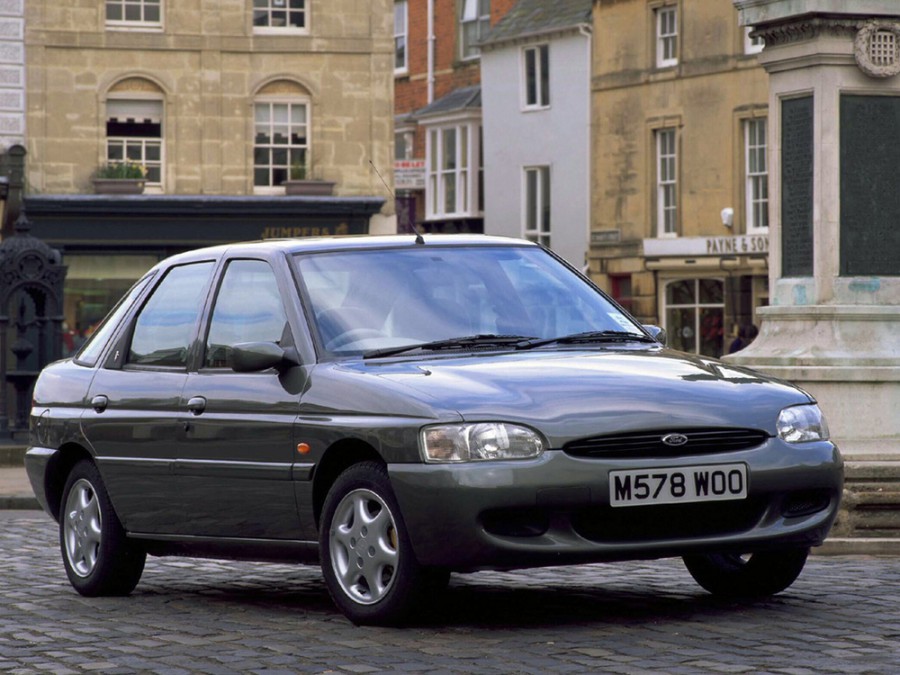 Ford Escort хетчбэк 5-дв., 1995–2000, 6 поколение - отзывы, фото и характеристики на Car.ru