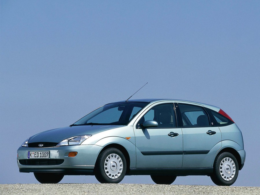 Ford Focus хетчбэк 5-дв., 1998–2004, 1 поколение - отзывы, фото и характеристики на Car.ru