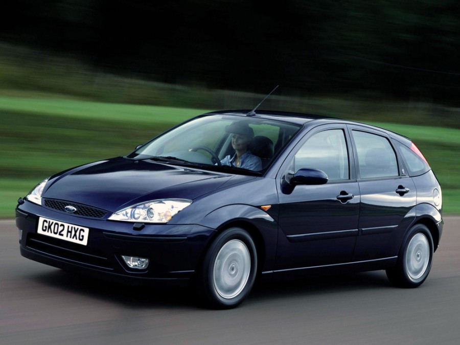 Ford Focus хетчбэк 5-дв., 2001–2004, 1 поколение [рестайлинг] - отзывы, фото и характеристики на Car.ru
