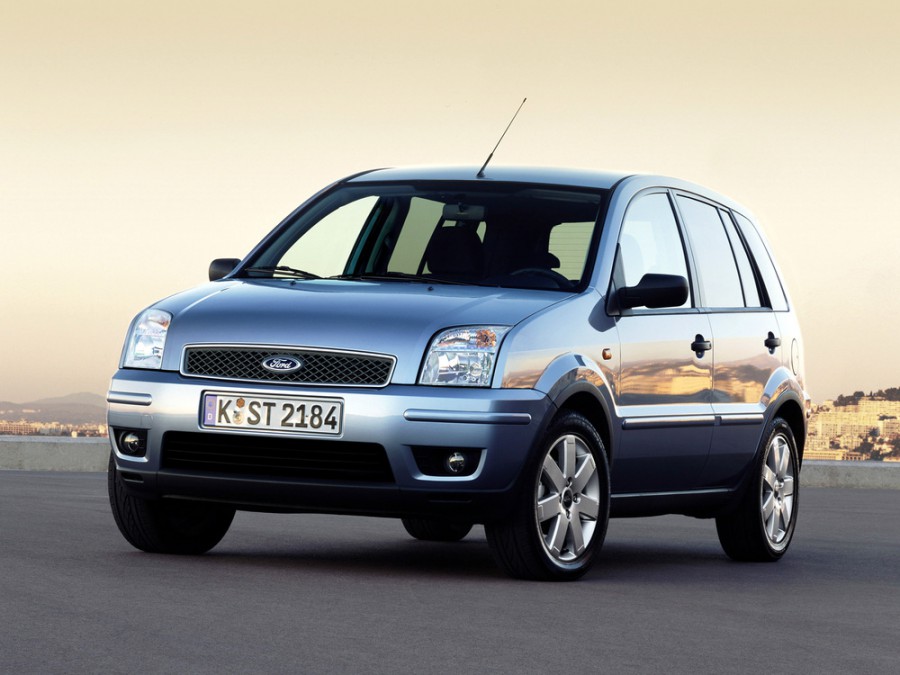 Ford Fusion хетчбэк, 2002–2005, 1 поколение - отзывы, фото и характеристики на Car.ru