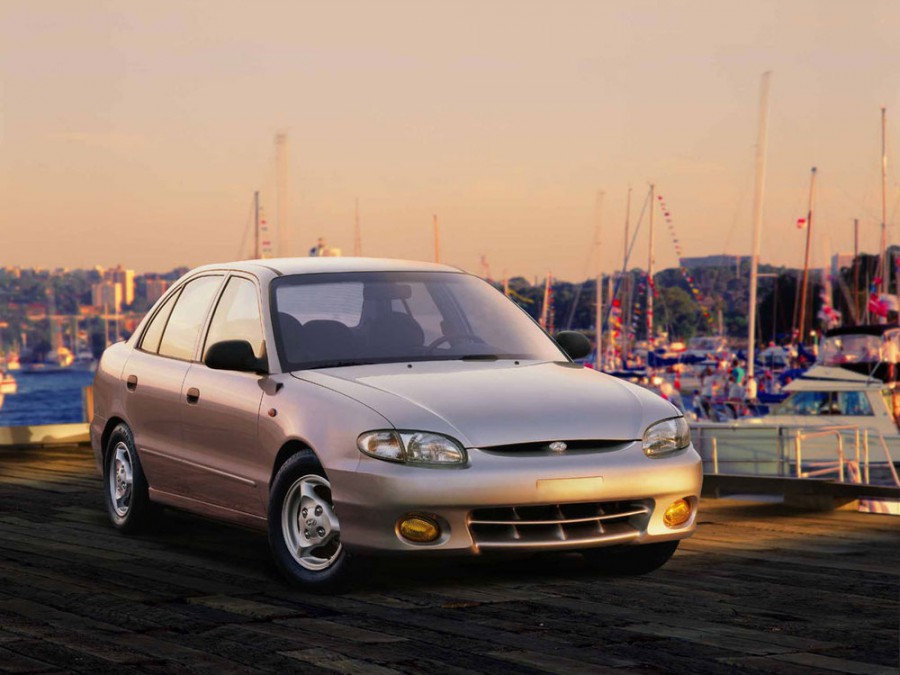 Hyundai Accent седан, 1997–1999, X3 [рестайлинг], 1.5 MT (104 л.с.), характеристики