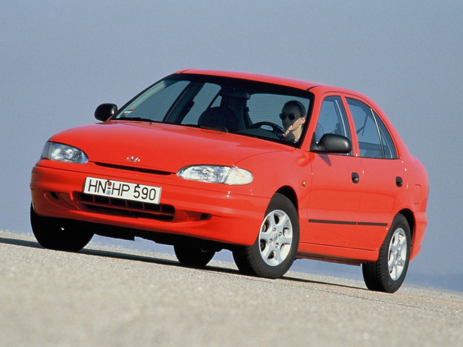 Hyundai Accent хетчбэк 5-дв., 1994–1997, X3, 1.3 AT (84 л.с.), характеристики
