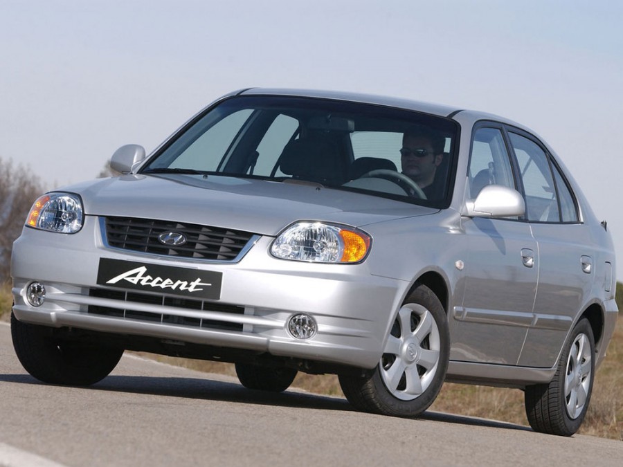 Hyundai Accent хетчбэк 5-дв., 2002–2006, LC [рестайлинг], 1.5 MT (88 л.с.), характеристики