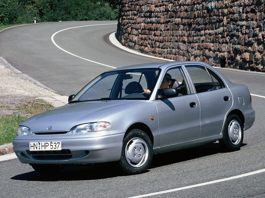 Hyundai Accent седан, 1994–1997, X3, 1.3 AT (84 л.с.), характеристики