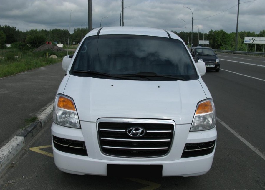 Hyundai H1 фургон, 2004–2007, Starex [рестайлинг], 2.4 MT 4WD (135 л.с.), характеристики