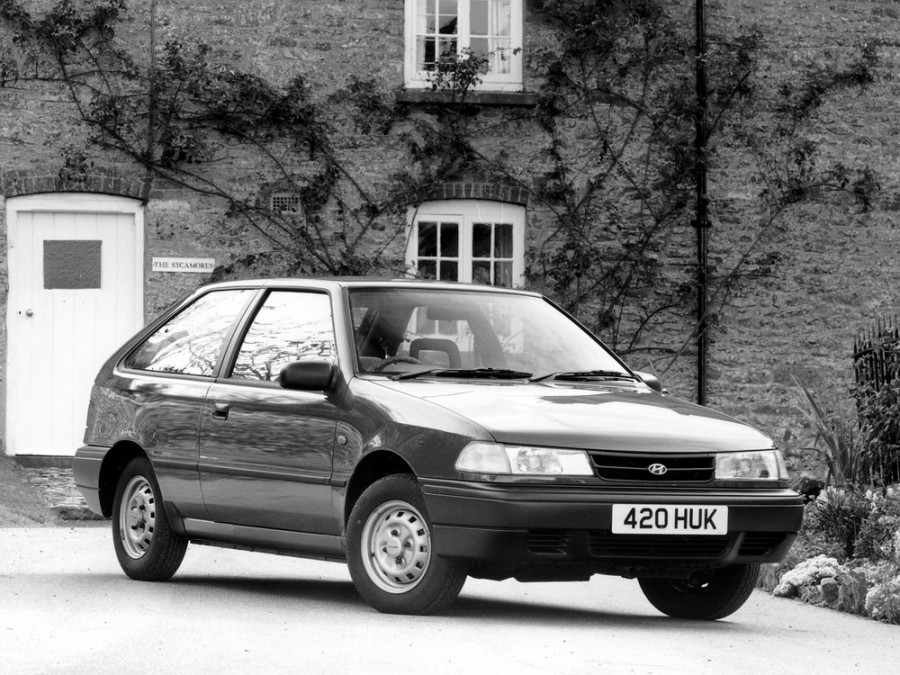 Hyundai Excel хетчбэк 3-дв., 1991–1994, X2 [рестайлинг] - отзывы, фото и характеристики на Car.ru