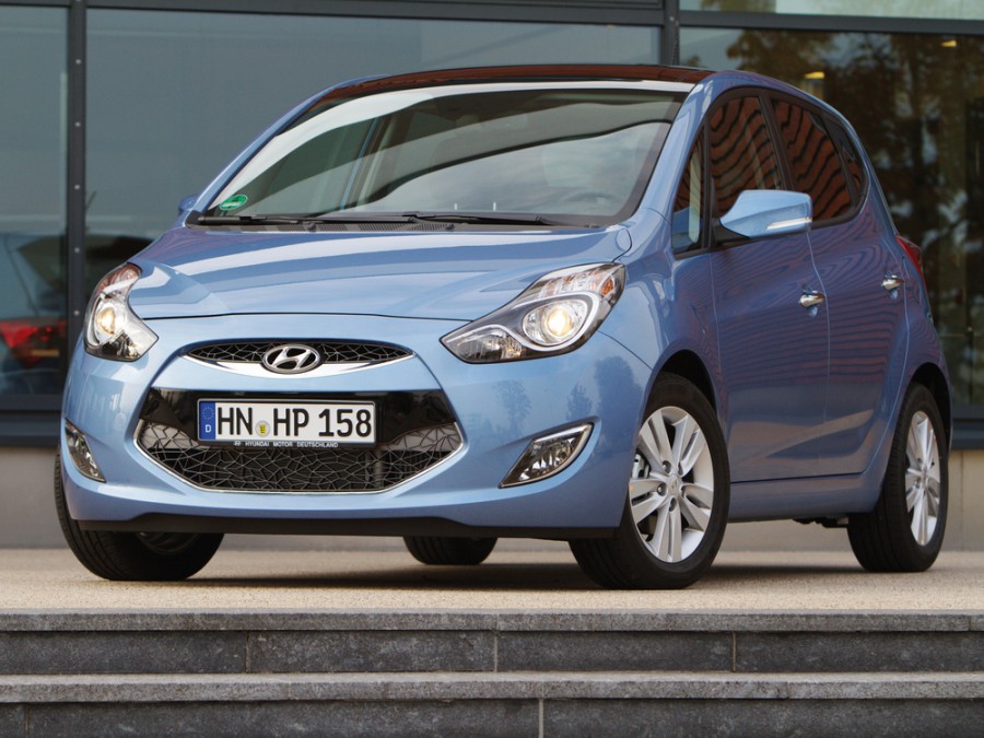 Hyundai ix20 минивэн, 2011–2016, 1 поколение, 1.6 CRDi MT blue (128 л.с.), характеристики