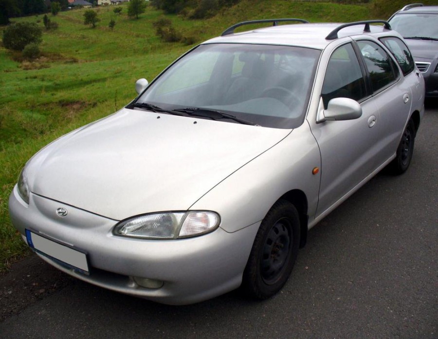 Hyundai Lantra Sportswagon универсал, 1995–1998, J2 - отзывы, фото и характеристики на Car.ru
