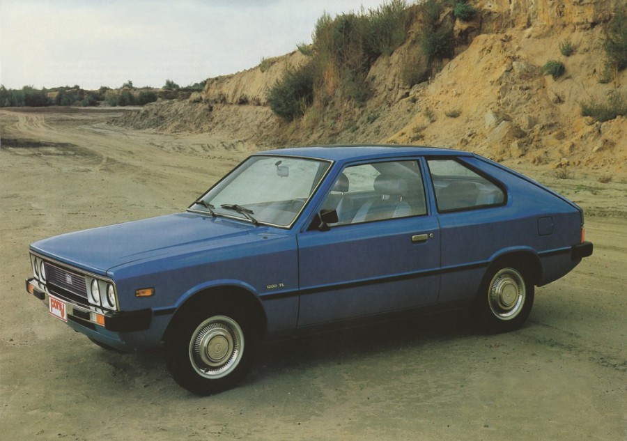 Hyundai Pony хетчбэк 3-дв., 1974–1990, 1 поколение, 1.4 AT (75 л.с.), характеристики