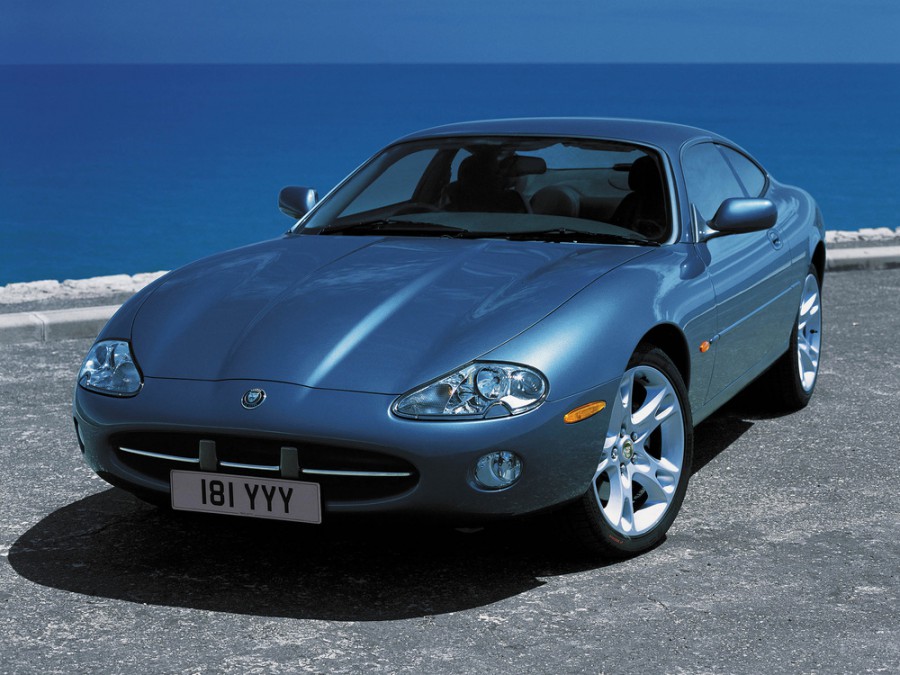 Jaguar XK XK8 купе, 2002–2004, Х100 [рестайлинг] - отзывы, фото и характеристики на Car.ru