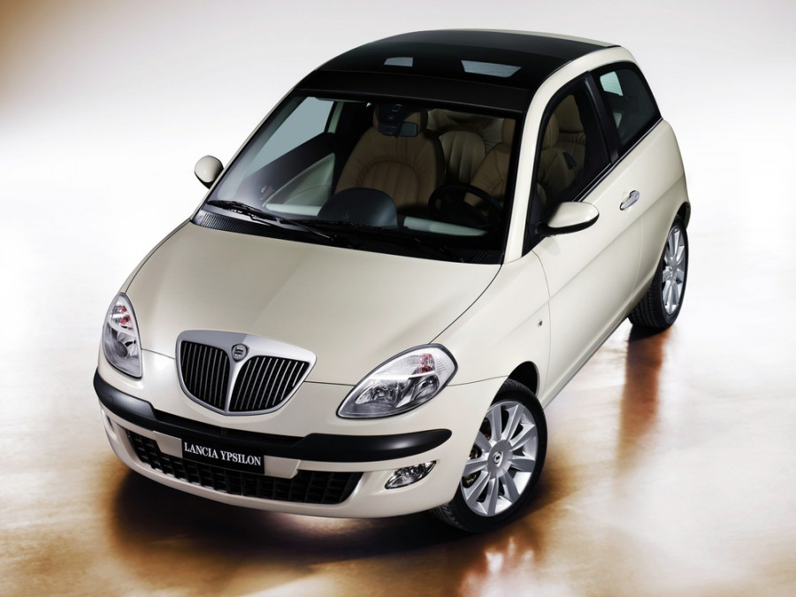 Lancia Ypsilon хетчбэк, 2003–2014, 1 поколение - отзывы, фото и характеристики на Car.ru