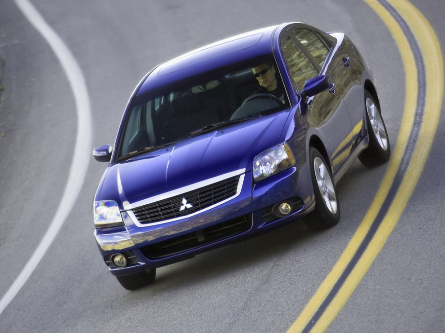 Mitsubishi Galant седан 4-дв., 2008–2013, 9 поколение [2-й рестайлинг] - отзывы, фото и характеристики на Car.ru
