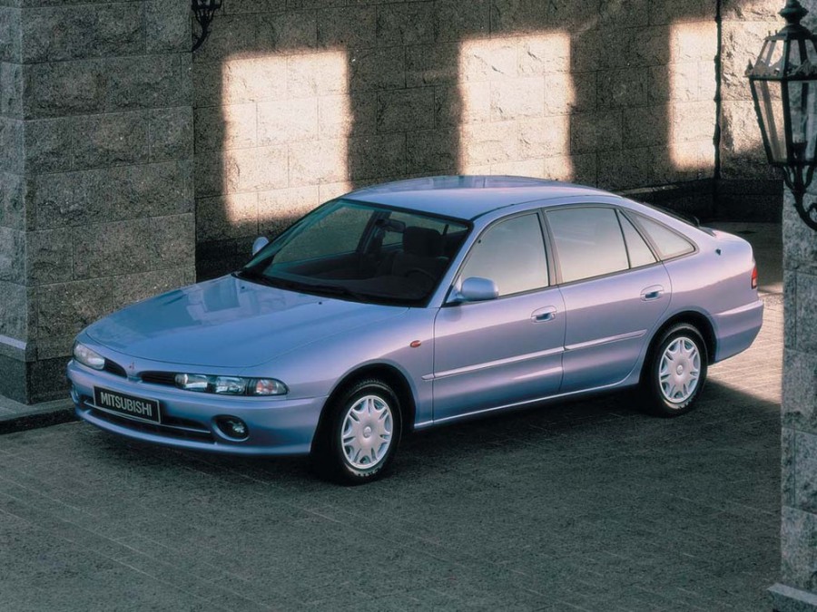 Mitsubishi Galant хетчбэк, 1992–1998, 7 поколение - отзывы, фото и характеристики на Car.ru