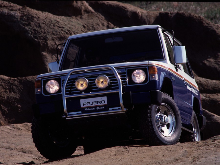 Mitsubishi Pajero Rothmans Special внедорожник 3-дв., 1982–1991, 1 поколение - отзывы, фото и характеристики на Car.ru