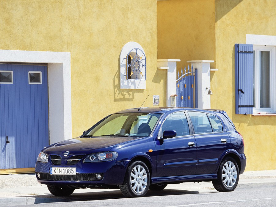 Nissan Almera хетчбэк 5-дв., 2003–2006, N16 [рестайлинг] - отзывы, фото и характеристики на Car.ru
