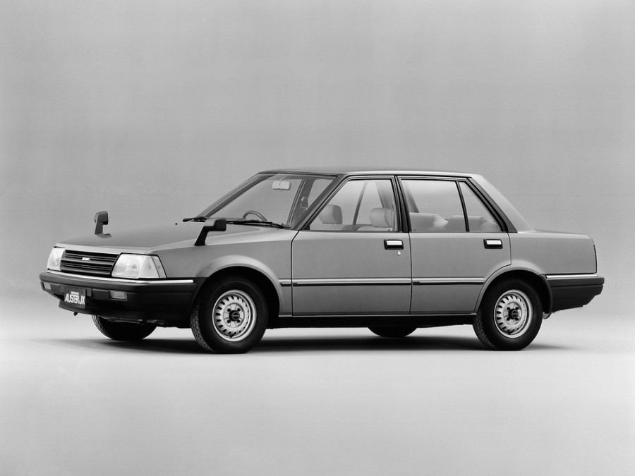 Nissan Auster JX седан, 1981–1983, T11 - отзывы, фото и характеристики на Car.ru