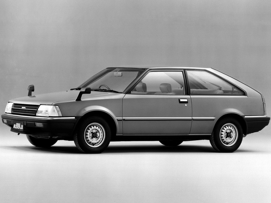 Nissan Auster JX хетчбэк, 1981–1983, T11, 1.8 AT (109 л.с.), характеристики