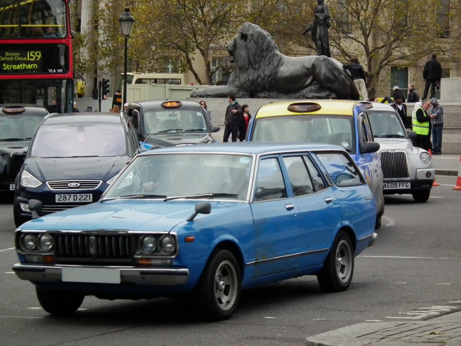 Nissan Bluebird универсал, 1976–1978, 810, 1.8 MT (88 л.с.), характеристики