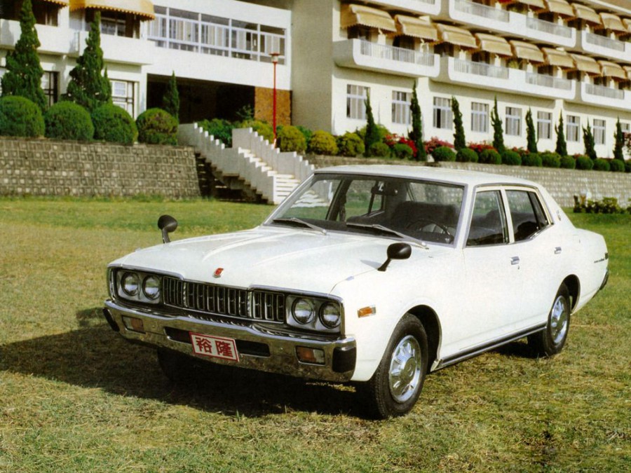 Nissan Gloria седан, 1975–1979, 330, 2.8 AT (162 л.с.), характеристики