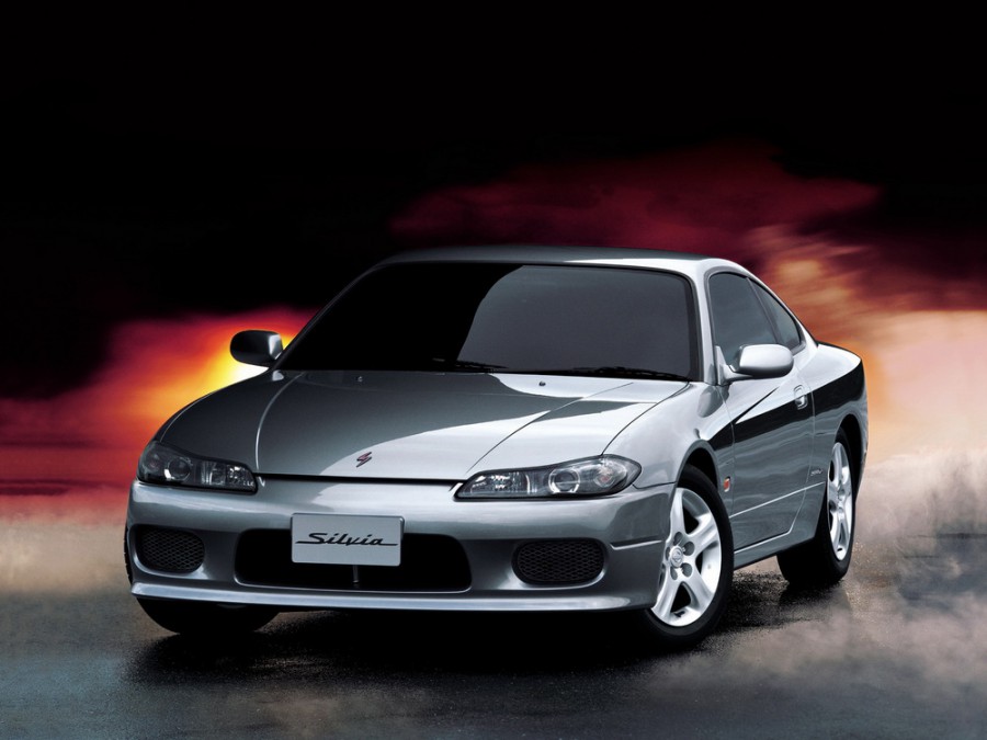 Nissan Silvia купе, 1999–2002, S15, 2.0 MT (165 л.с.), характеристики